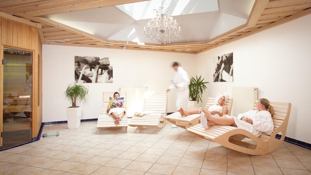 Hotel Albertinum 2*